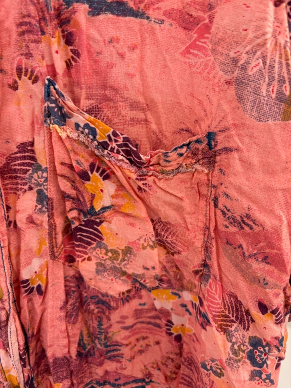 We The Free Share Good Vibes Coral Hawaiian Print Button Down Size Large - Picture 6 of 12
